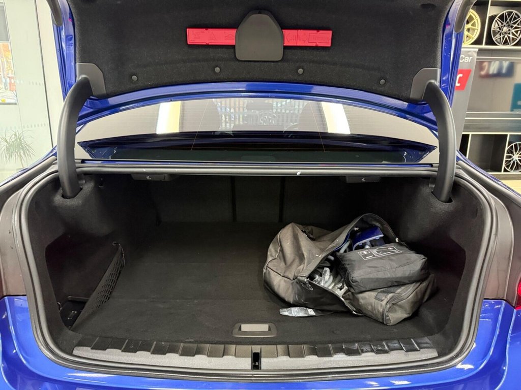 Used BMW 3 Series 2023 for sale - 76632390: Photo 46