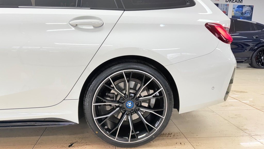 Used BMW 3 Series 2023 for sale - 77507448: Photo 10