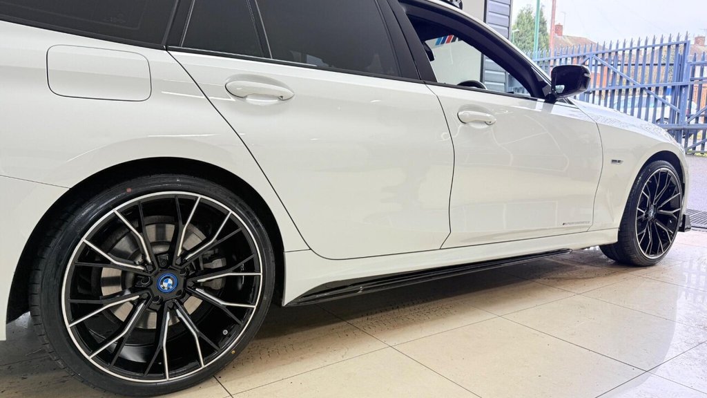 Used BMW 3 Series 2023 for sale - 77507448: Photo 12