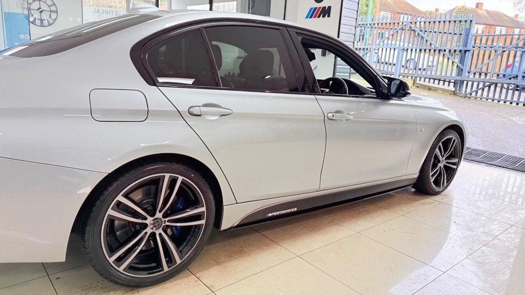 Used BMW 3 Series 2017 for sale - 77122157: Photo 16