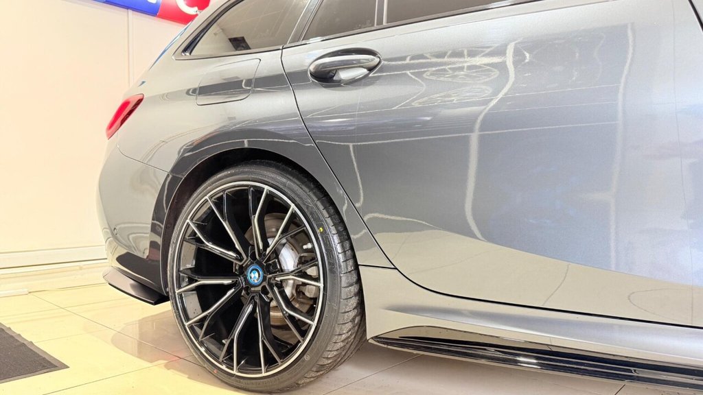 Used BMW 3 Series 2021 for sale - 77667193: Photo 45