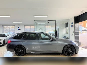 Used BMW 3 Series 2016 for sale - 76910399: Photo