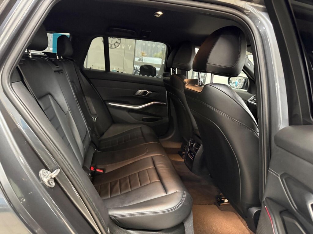 Used BMW 3 Series 2021 for sale - 77572059: Photo 32