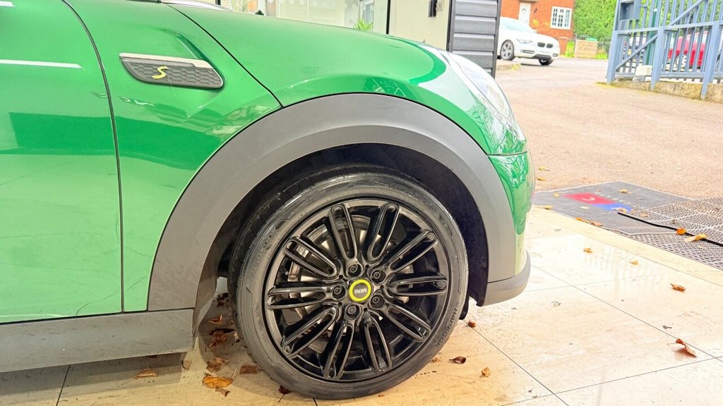 Used MINI Hatch 2021 for sale - 76470584: Photo 12