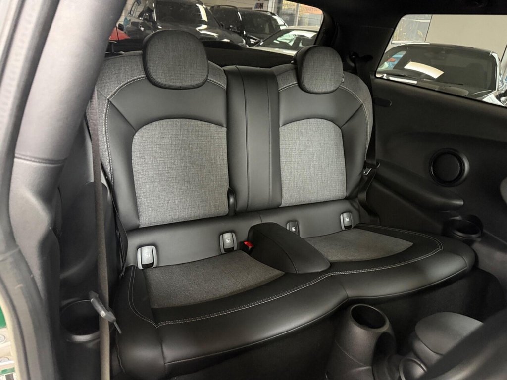 Used MINI Hatch 2021 for sale - 76470584: Photo 32