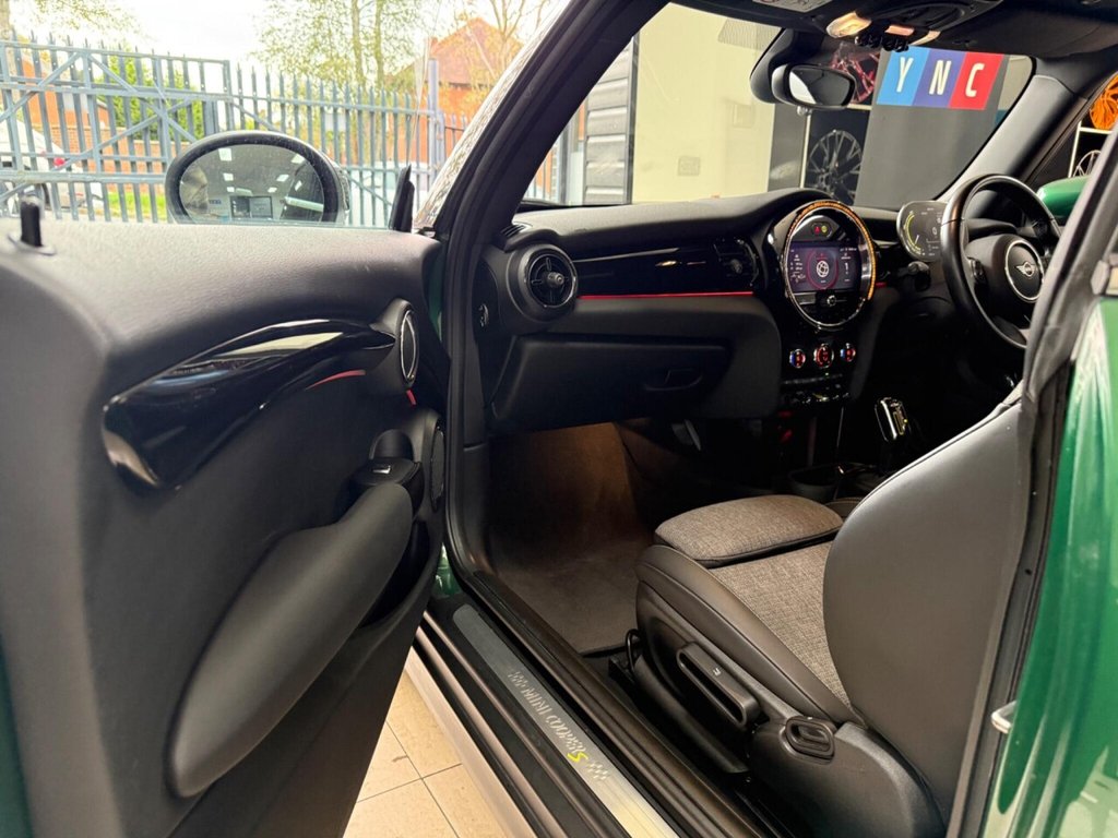 Used MINI Hatch 2021 for sale - 76470584: Photo 5