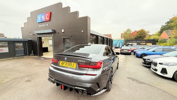 Used BMW 3 Series 2021 for sale - 76267001: Photo 1