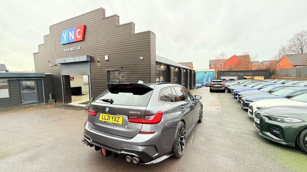 Used BMW 3 Series 2021 for sale - 76950454: Photo 1