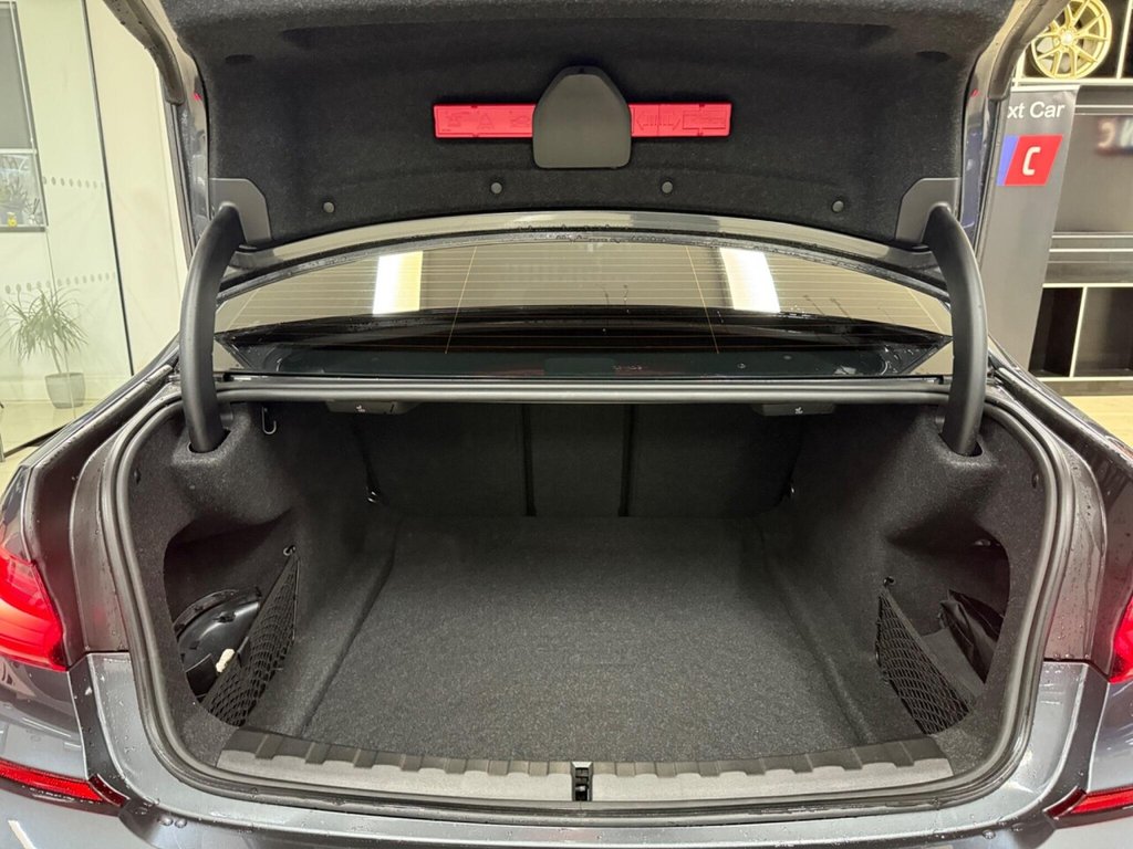 Used BMW 3 Series 2021 for sale - 76536124: Photo 38