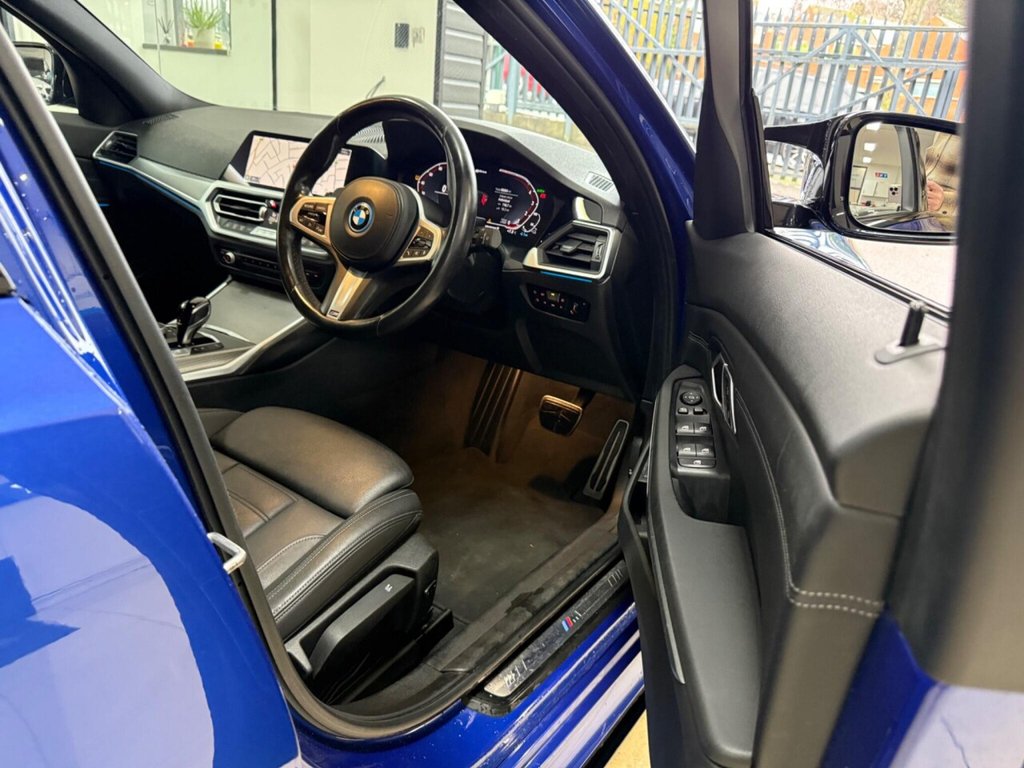 Used BMW 3 Series 2022 for sale - 76820710: Photo 10