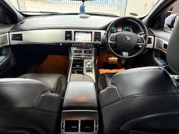 Used Jaguar XF 2015 for sale - 75802255: Photo