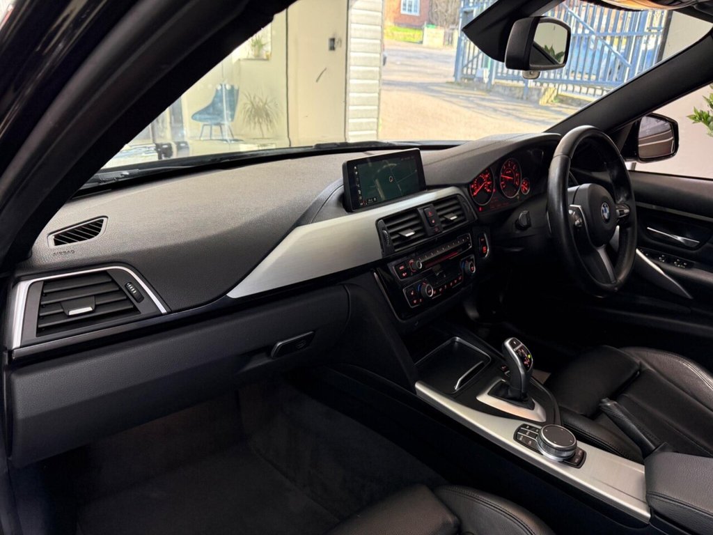 Used BMW 3 Series 2018 for sale - 77821001: Photo 17