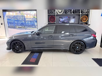 Used BMW 3 Series 2023 for sale - 78069400: Photo