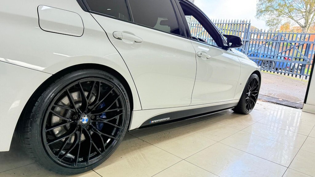 Used BMW 3 Series 2018 for sale - 76536039: Photo 16