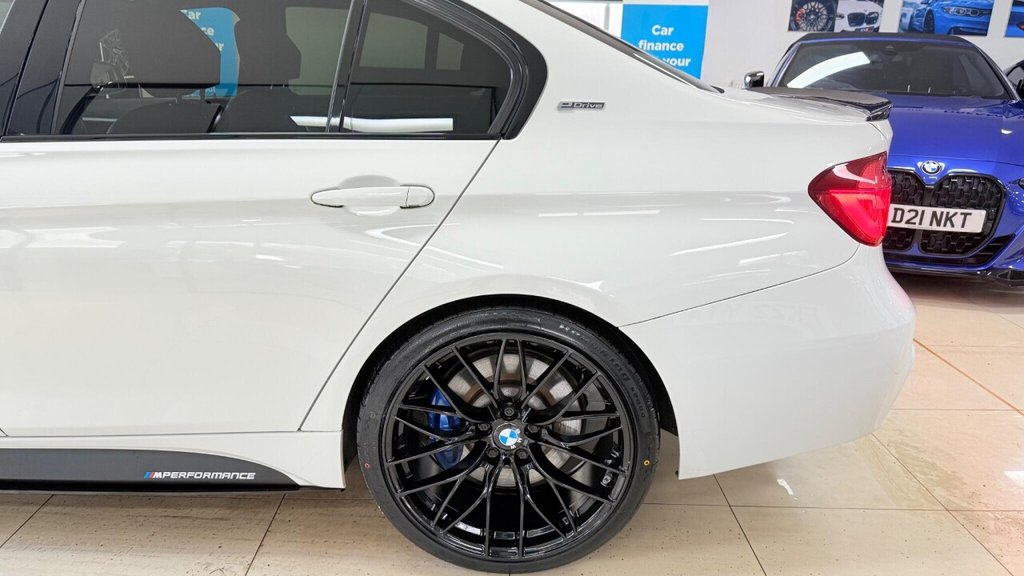 Used BMW 3 Series 2018 for sale - 76536039: Photo 39