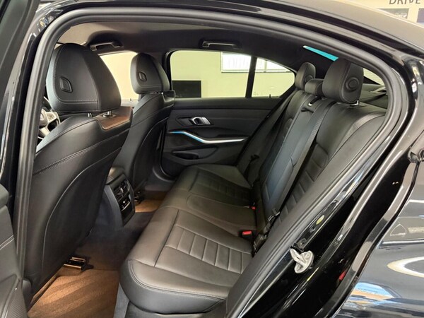 Used BMW 3 Series 2022 for sale - 76185427: Photo 31