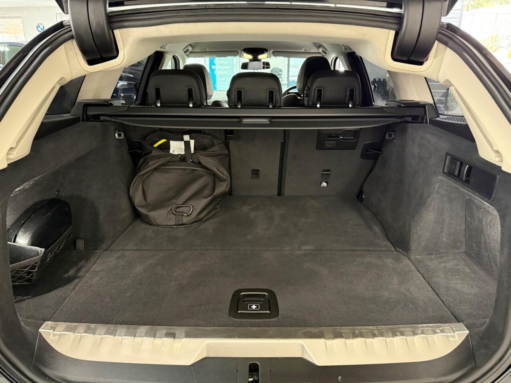 Used BMW 3 Series 2023 for sale - 77734826: Photo 33