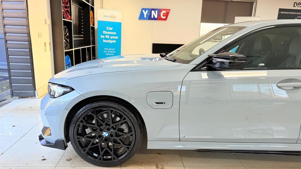 Used BMW 3 Series 2022 for sale - 76900788: Photo 40