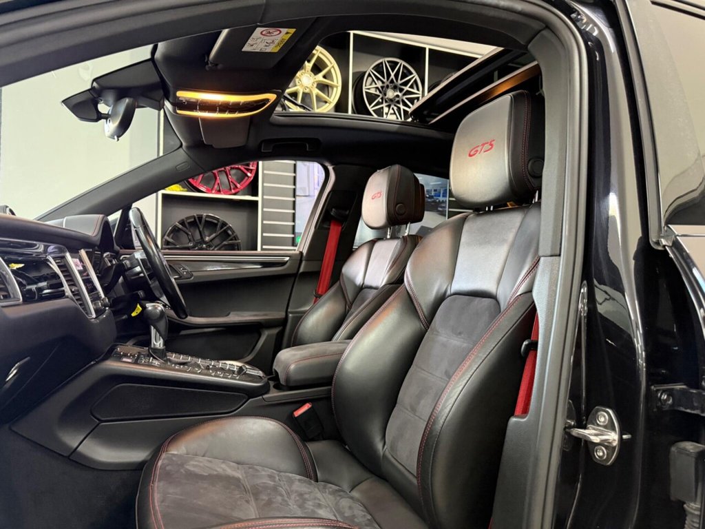 Used Porsche Macan 2017 for sale - 78145238: Photo 38