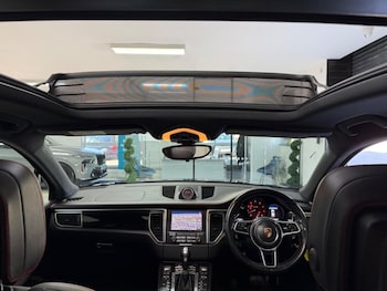 Used Porsche Macan 2017 for sale - 78145238: Photo