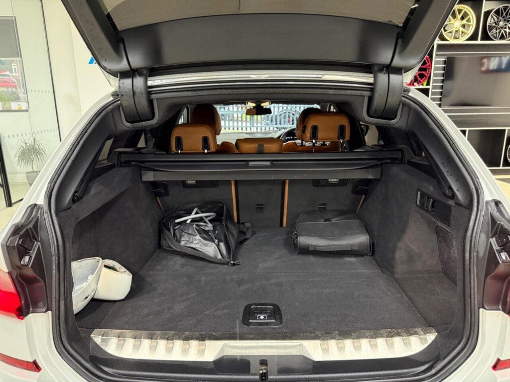 Used BMW 3 Series 2021 for sale - 77275938: Photo 40