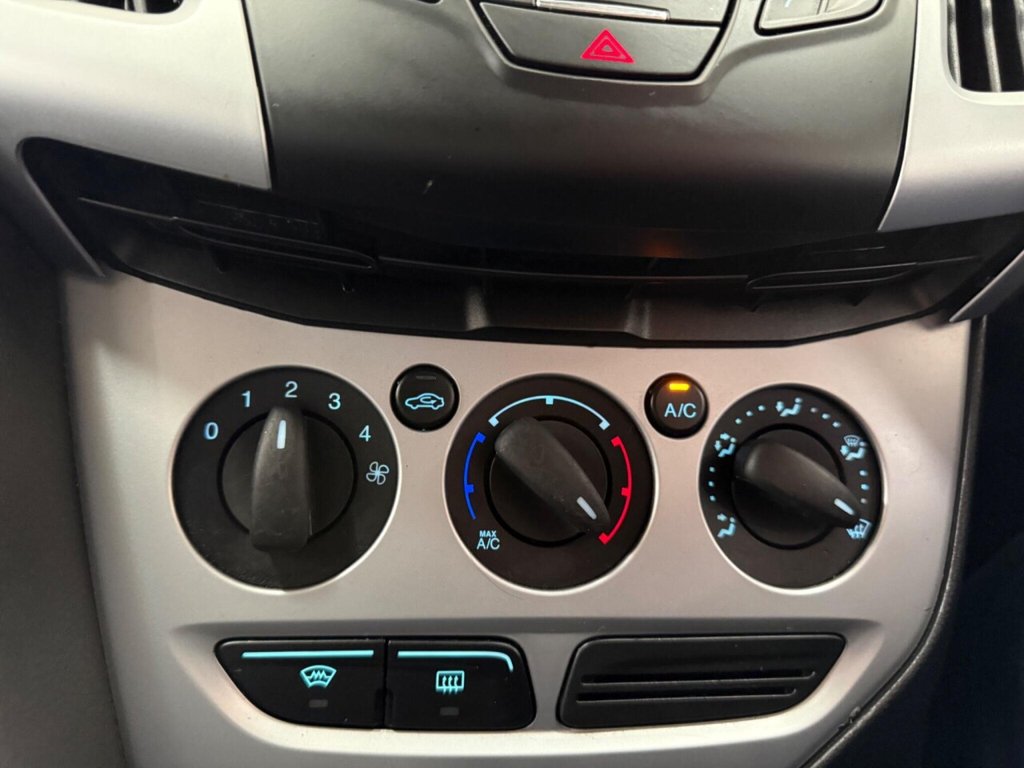 Used Ford Focus 2011 for sale - 77200103: Photo 14