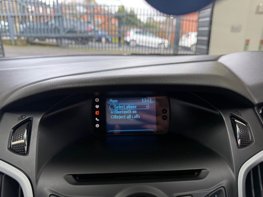 Used Ford Focus 2011 for sale - 77200103: Photo 15