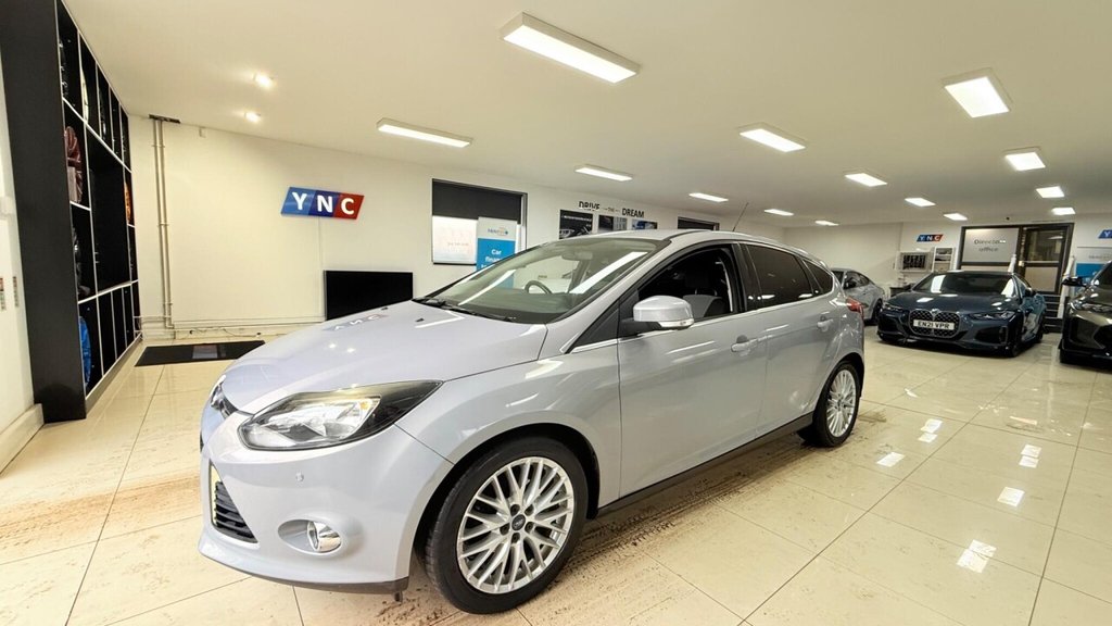 Used Ford Focus 2011 for sale - 77200103: Photo 2