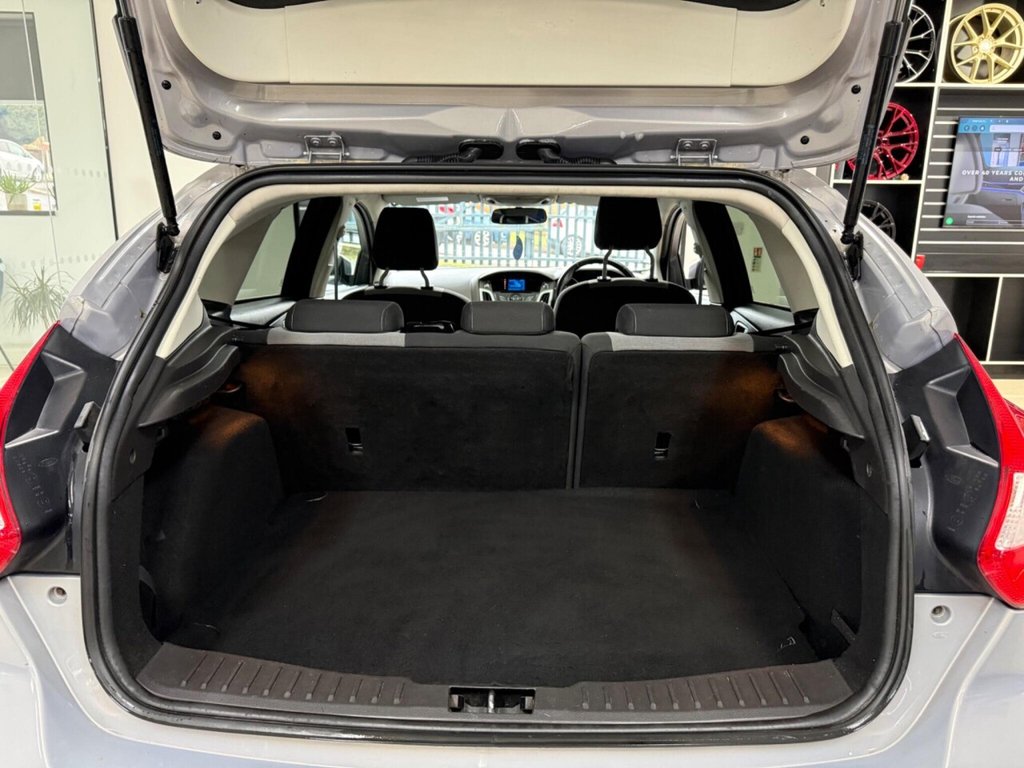 Used Ford Focus 2011 for sale - 77200103: Photo 22