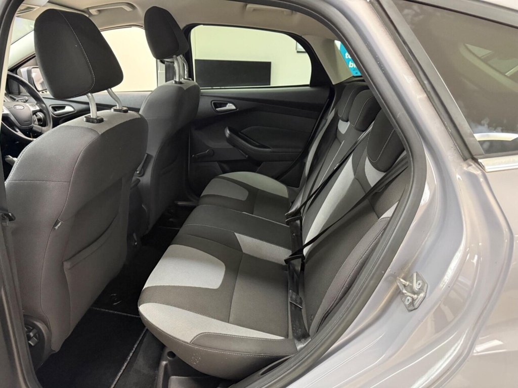 Used Ford Focus 2011 for sale - 77200103: Photo 23