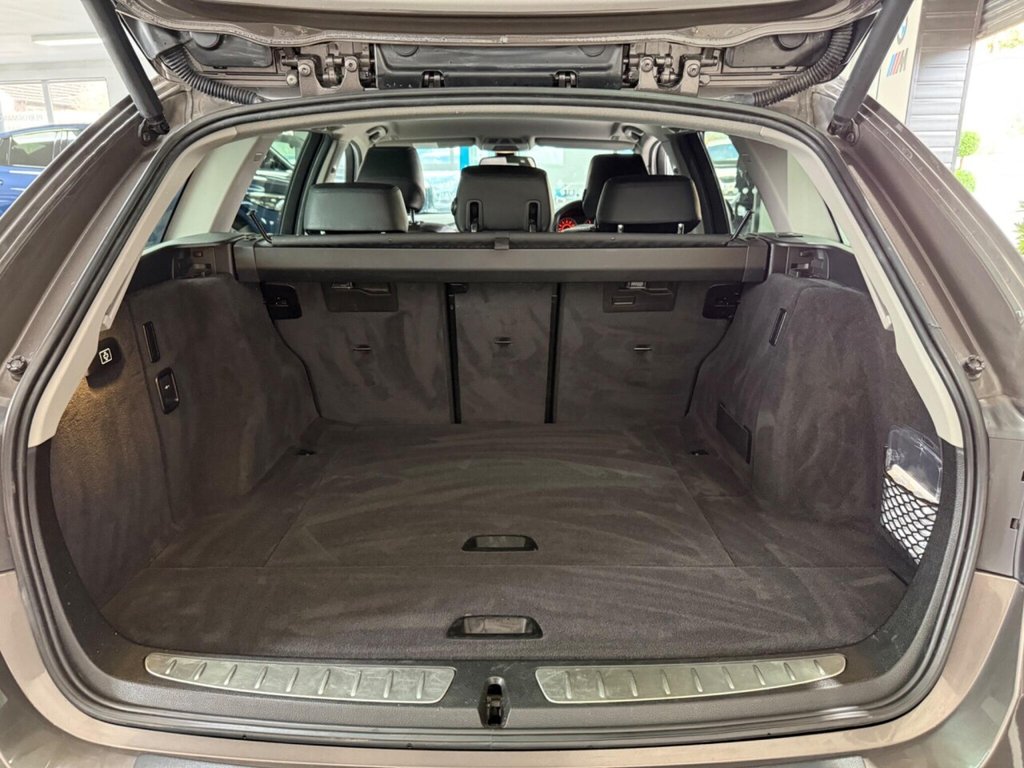 Used BMW 3 Series 2013 for sale - 77667470: Photo 32