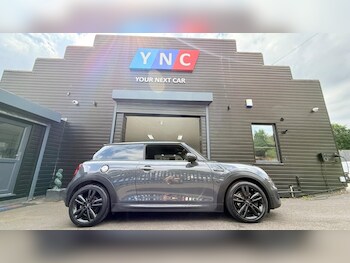 Used MINI Hatch 2018 for sale - 75830992: Photo