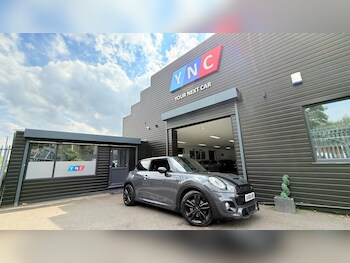Used MINI Hatch 2018 for sale - 75830992: Photo