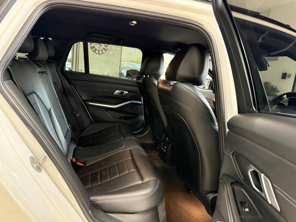 Used BMW 3 Series 2021 for sale - 77498739: Photo 32