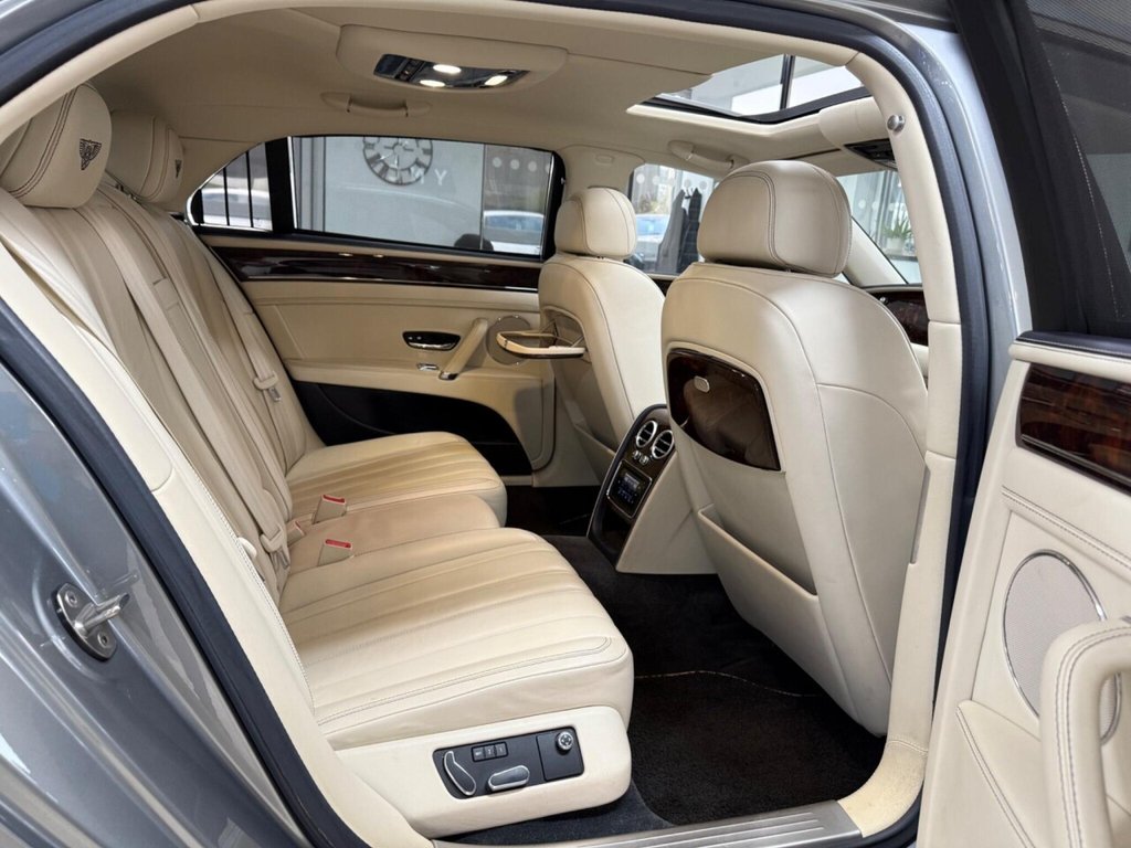 Used Bentley Flying Spur 2015 for sale - 76623314: Photo 48