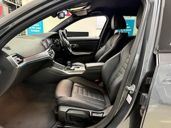 Used BMW 3 Series 2021 for sale - 76267400: Photo