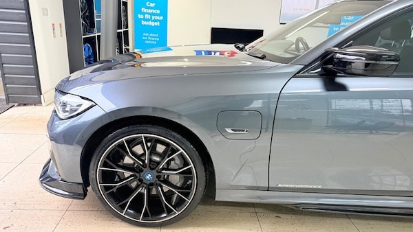 Used BMW 3 Series 2021 for sale - 76267400: Photo 40