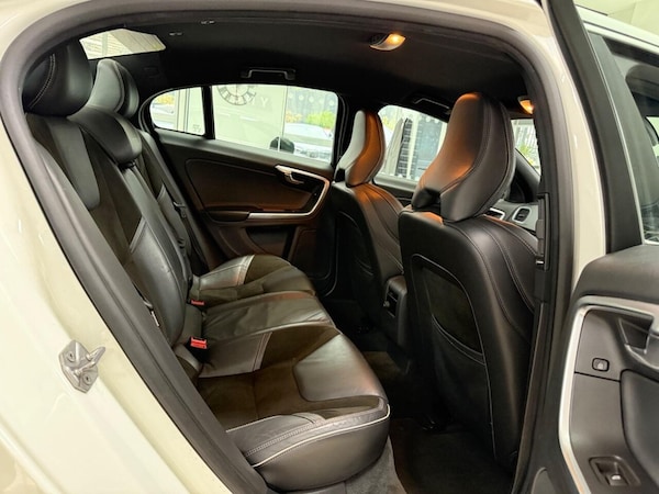Used Volvo S60 2016 for sale - 76223458: Photo 24