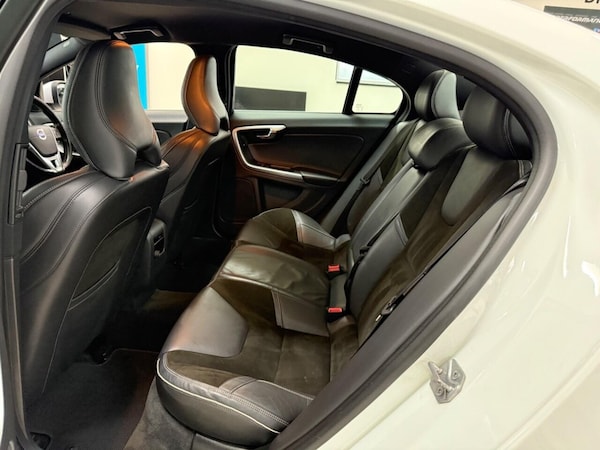 Used Volvo S60 2016 for sale - 76223458: Photo 26