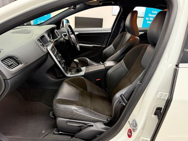 Used Volvo S60 2016 for sale - 76223458: Photo 29