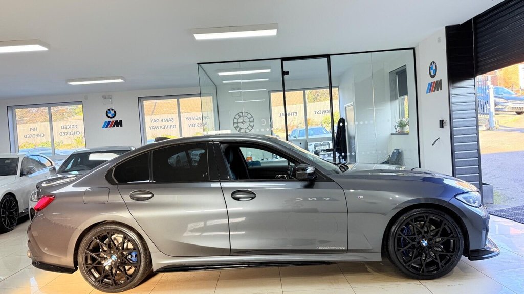 Used BMW 3 Series 2021 for sale - 76711017: Photo 43