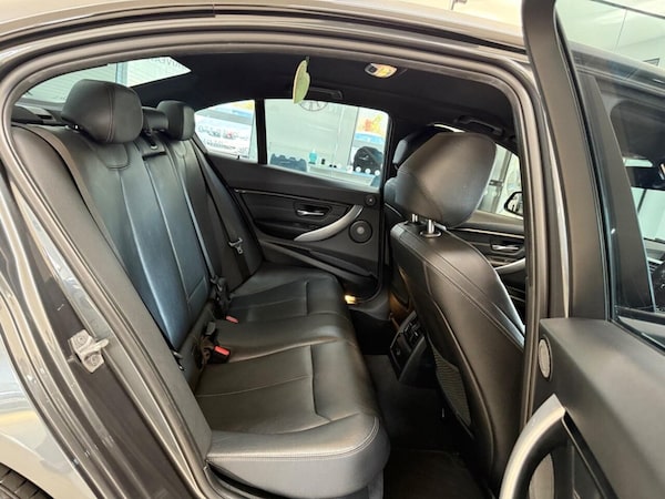 Used BMW 3 Series 2018 for sale - 76280177: Photo 23