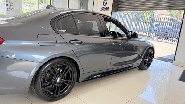 Used BMW 3 Series 2018 for sale - 76280177: Photo 38