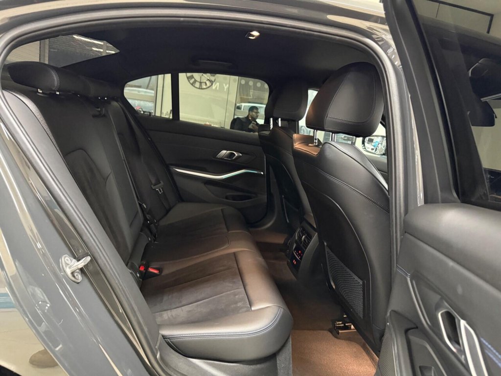Used BMW 3 Series 2022 for sale - 76883435: Photo 32