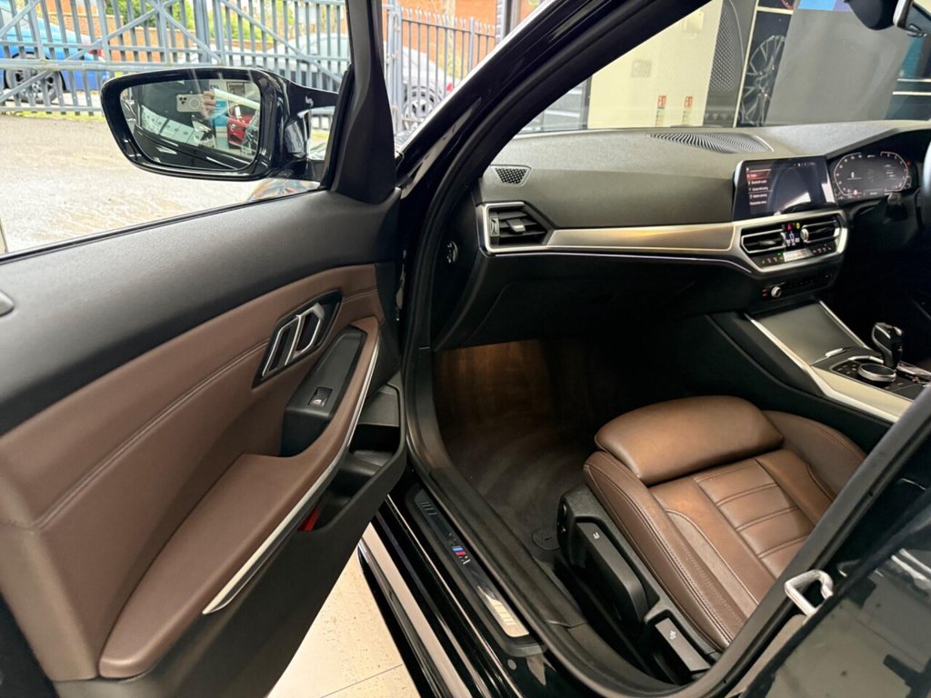 Used BMW 3 Series 2020 for sale - 76536052: Photo 12