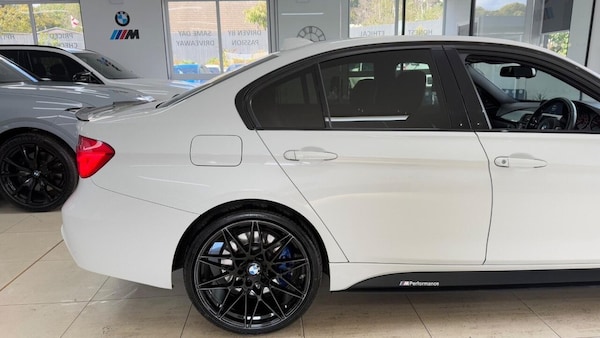 Used BMW 3 Series 2015 for sale - 76291295: Photo 40