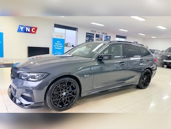 Used BMW 3 Series 2021 for sale - 77031134: Photo