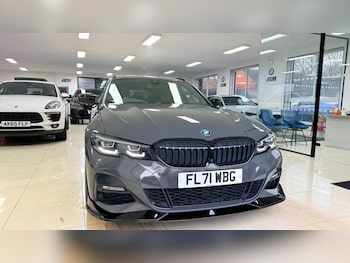 Used BMW 3 Series 2021 for sale - 77031134: Photo