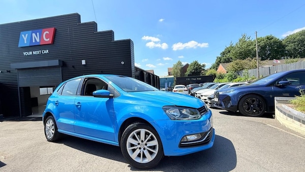 Used Volkswagen Polo 2015 for sale - 75098897: Photo 1