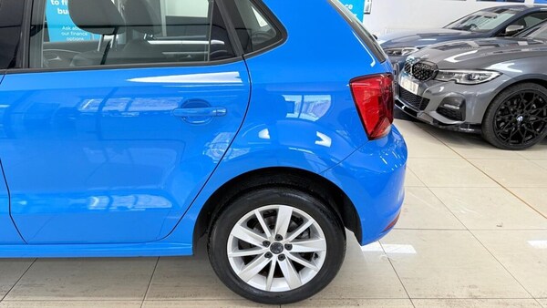 Used Volkswagen Polo 2015 for sale - 75098897: Photo 32